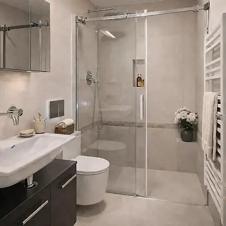Base Ideale Per Esplorare Apartament Como